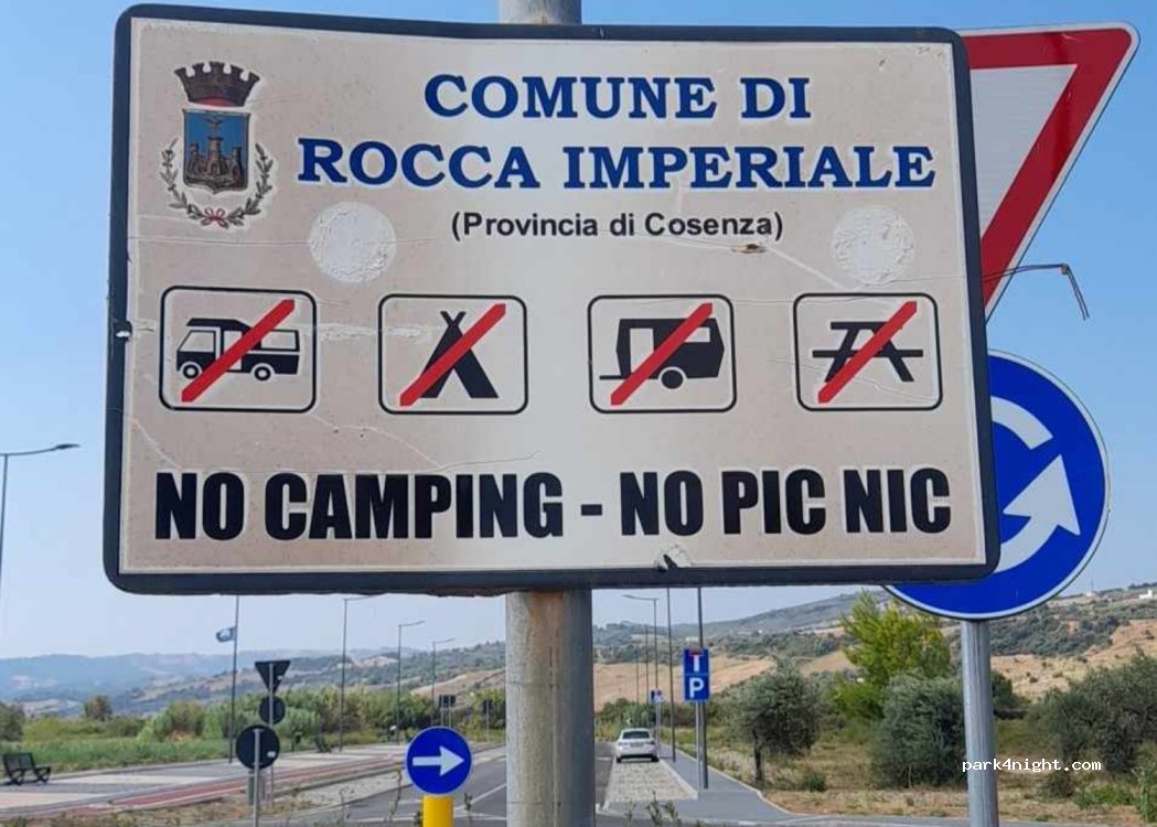 (87074) Rocca Imperiale - Via Lungomare — foto