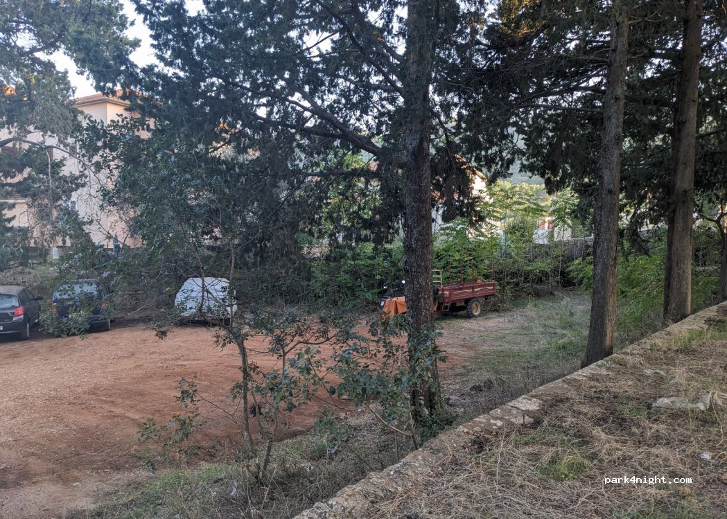 (21460) Stari Grad - 12 Ulica kod Svete Mandaline — foto 3