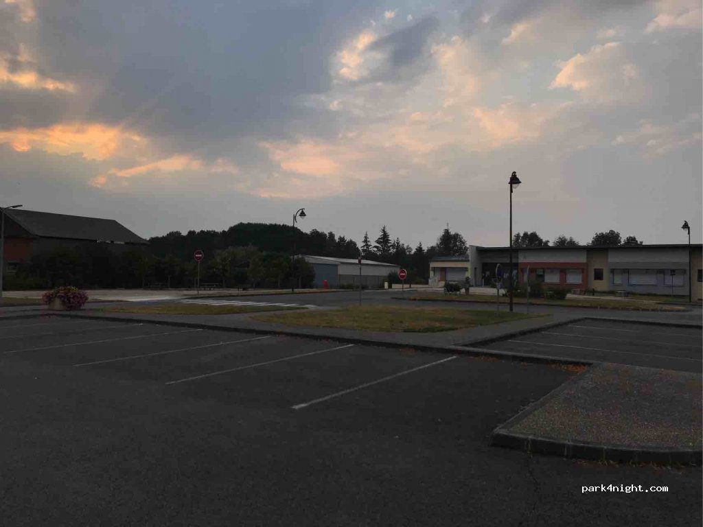 (51240) Nuisement-sur-Coole - 11 Rue du Moulin — foto 3