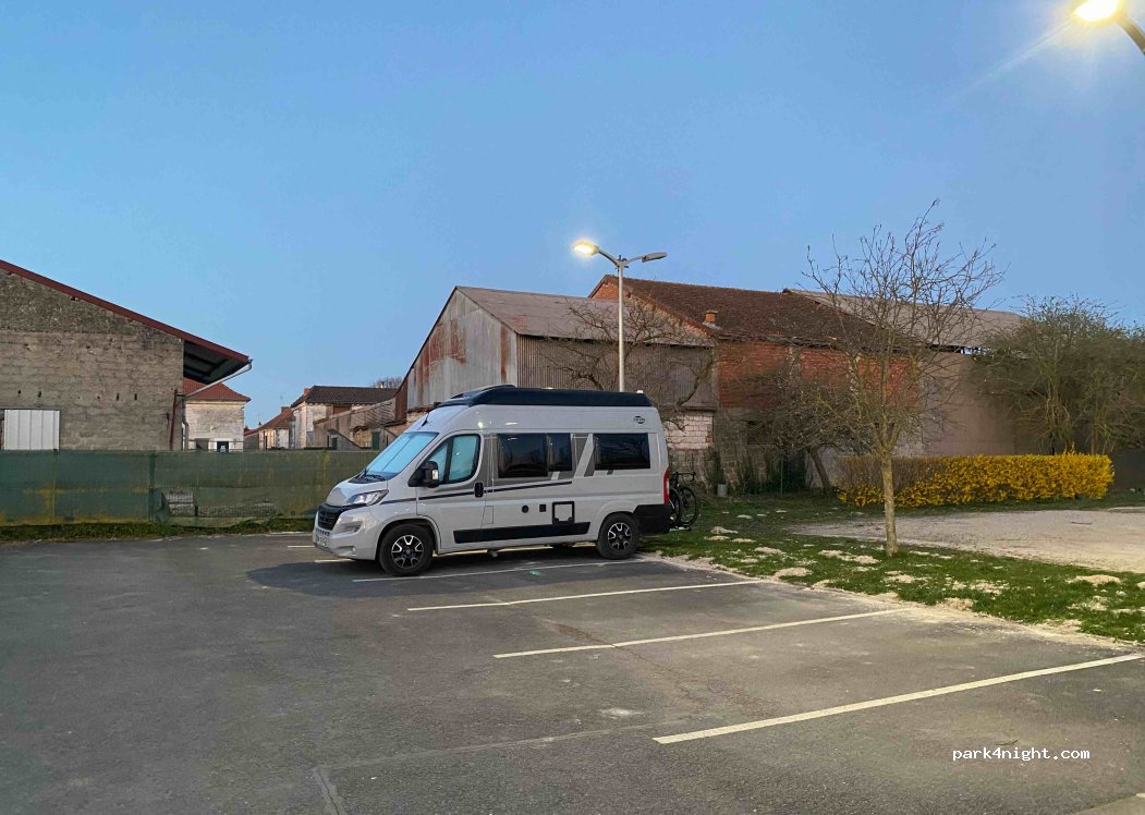 (51240) Nuisement-sur-Coole - 11 Rue du Moulin — foto 5