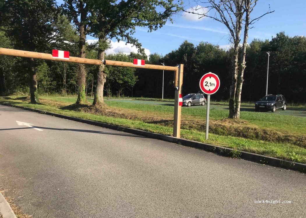 (87270) Couzeix - 97 Route de Poitiers — foto