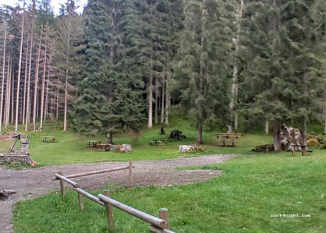 (32020) Boscoverde - 27 Via Marmolada — foto