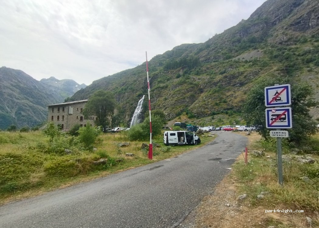 (05800) La Chapelle-en-Valgaudémar - — foto