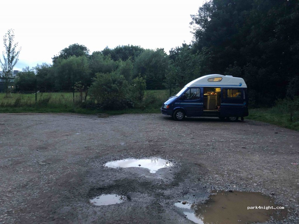 (LL11 4DX) Gwersyllt - Park Wall Road — foto
