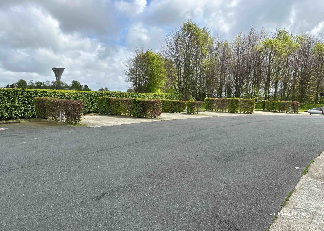 Aire de camping cars Saint-Romain-de-Colbosc — foto