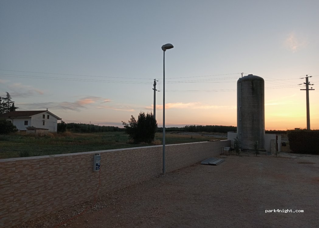 (76012) Canosa di Puglia - 9a Strada Statale 93 — foto 2