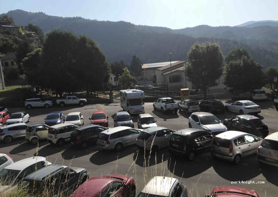(55033) Castiglione di Garfagnana - 3 Via Soccorso — foto 4