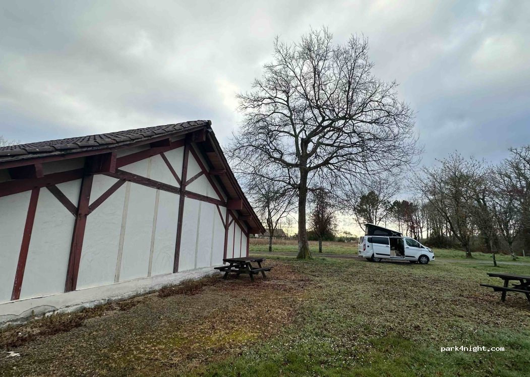 (40090) Bascons - 545 Chemin des Coursayres — foto 5