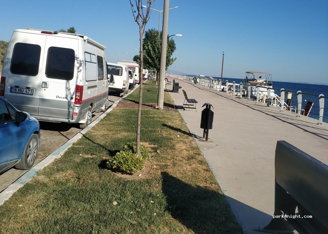 (35980) Izmir - 183B Şehit Sami Akbulut Caddesi — foto