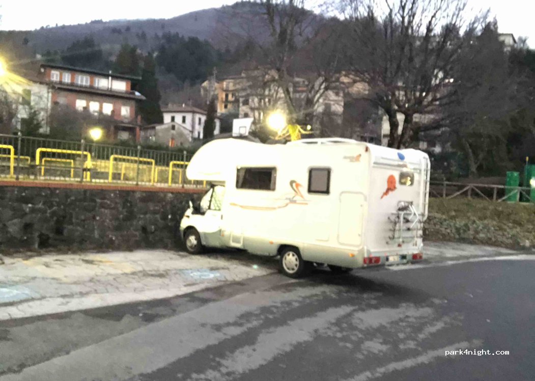 (51028) Campo Tizzoro - 205 Via della Vittoria — foto