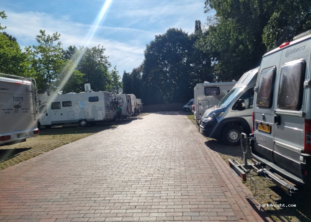 Wohnmobilstellplatz Bunde — foto 2