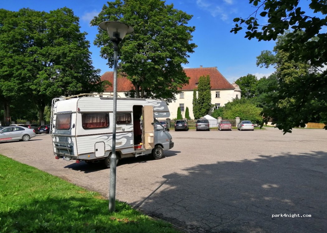 (3145) Jaunpils - Dzirnavu iela — foto