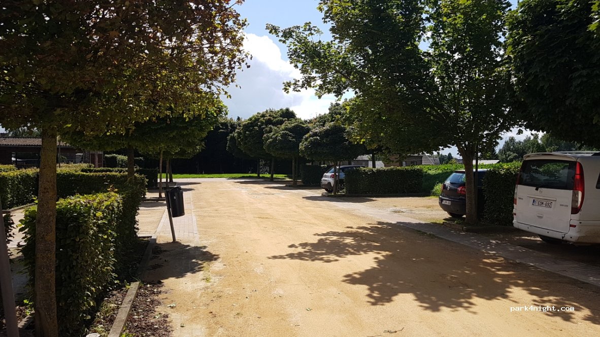 (4300) Waremme - 6 Chaussee de Nivelles — foto