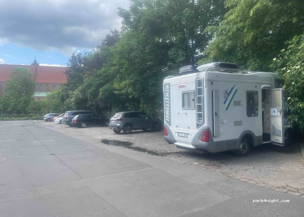 (50-155) Wrocław - 17 Frycza-Modrzewskiego — foto