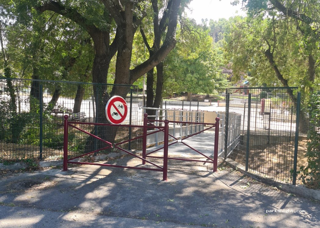 (13170) Les Pennes-Mirabeau - 24 Avenue Victor Hugo — foto 2