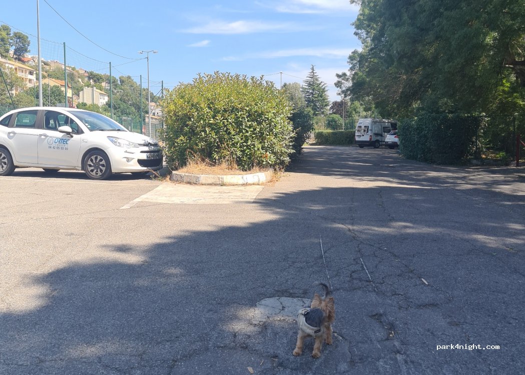 (13170) Les Pennes-Mirabeau - 24 Avenue Victor Hugo — foto 3