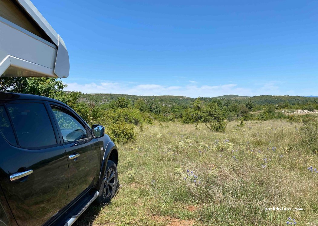(34520) Le Caylar - Unnamed Road — foto