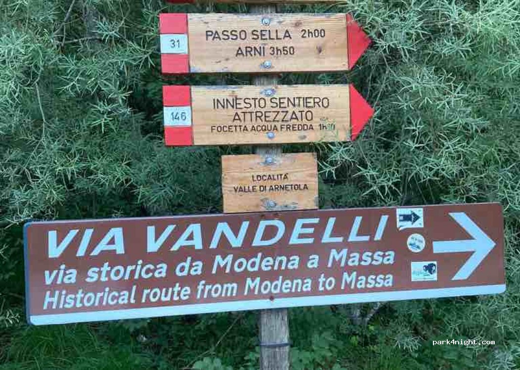 (55030) Vagli sotto - Via Cave — foto