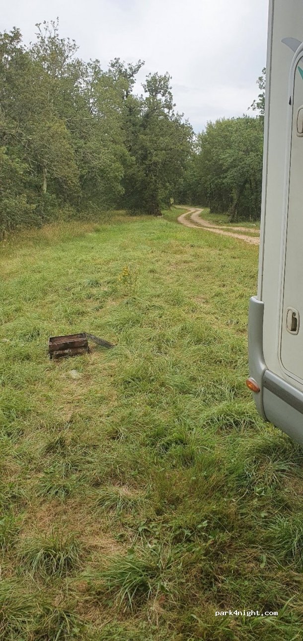 (46200) Lachapelle-Auzac - Unnamed Road — foto