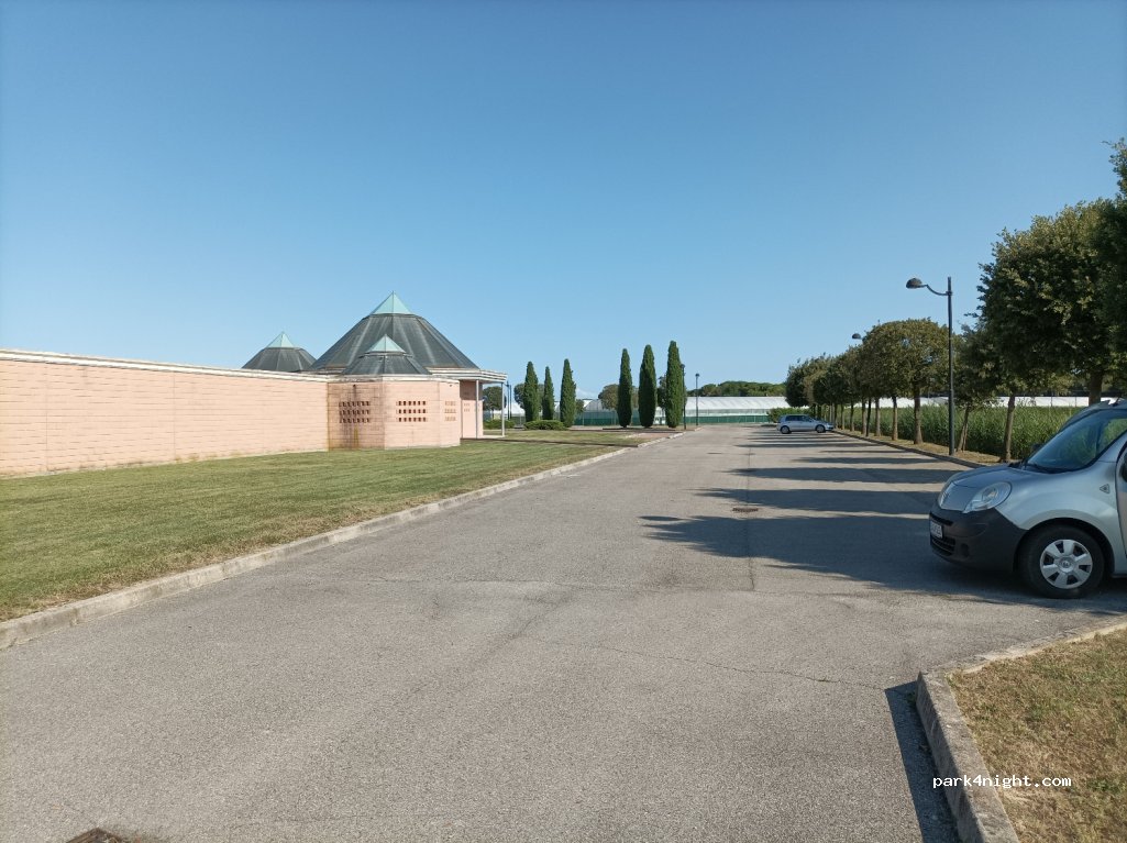 (30028) Bibione - 1 Via Capodistria — foto