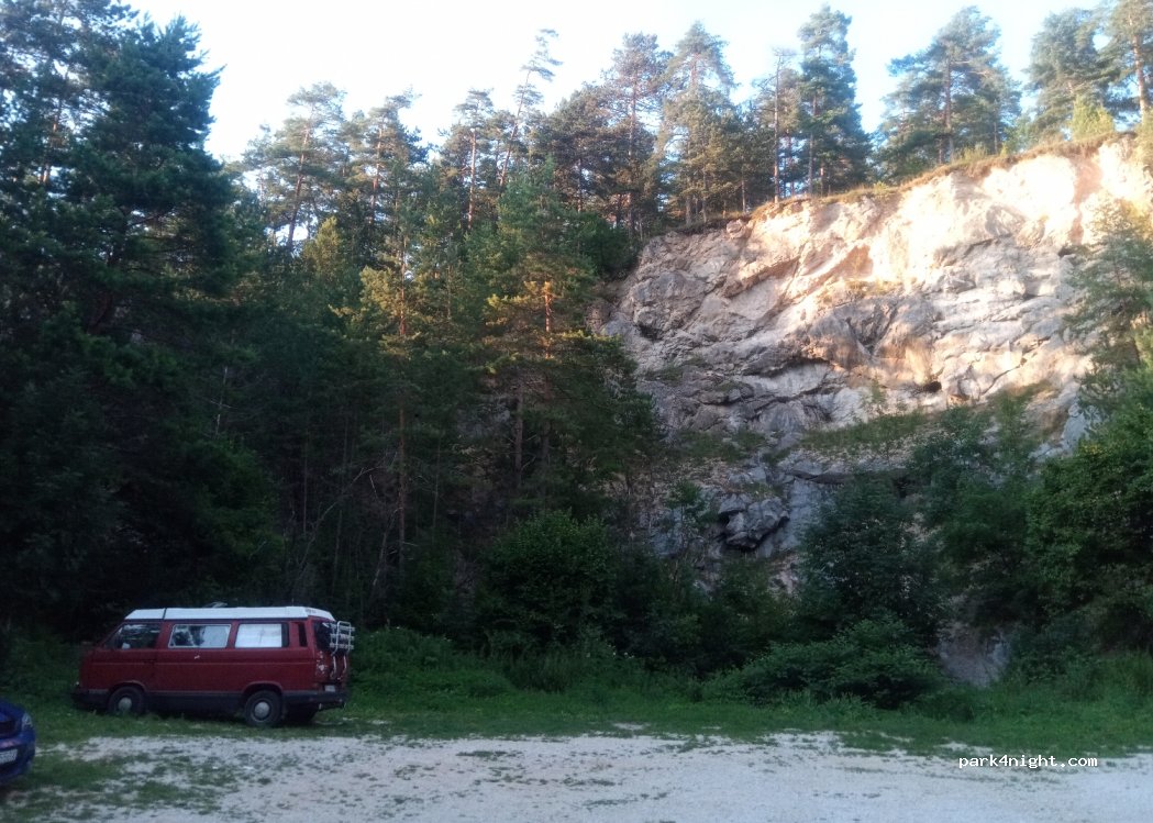 (956 41) Uhrovské Podhradie - — foto