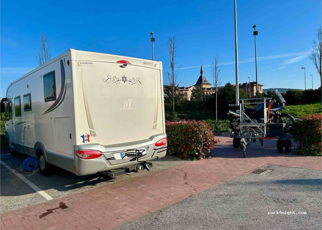 Área de autocaravanas de Pamplona — foto 5