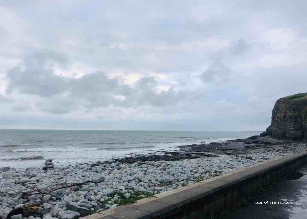 (CF32 0RP) Southerndown - 2 Beach Road — foto