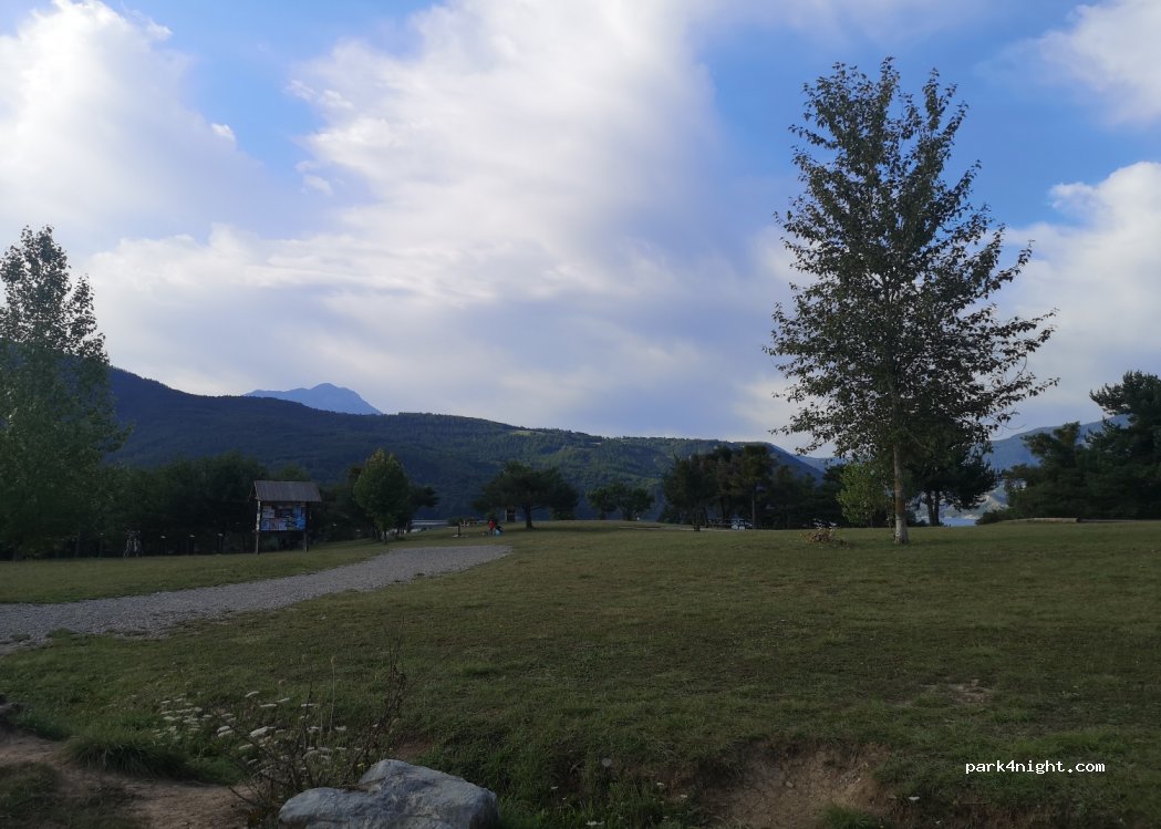 (05230) Chorges - — foto