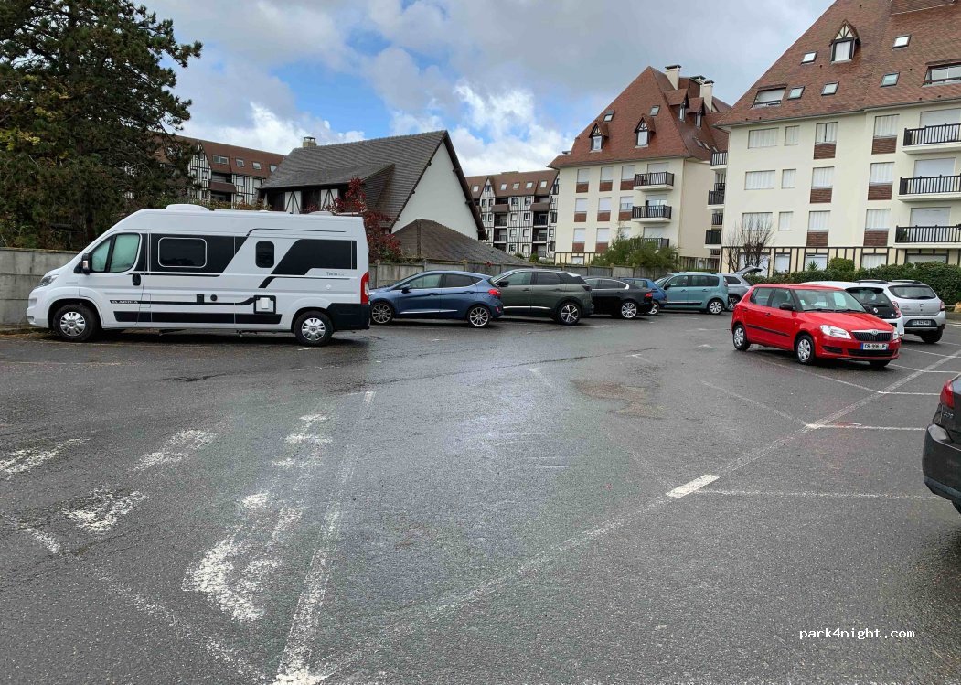 (14390) Cabourg - 39 Avenue de la Cigogne — foto 3