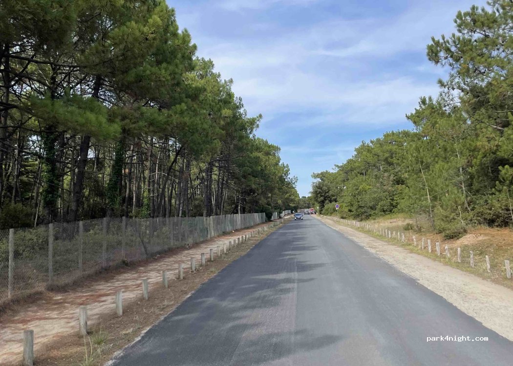 (85270) Saint-Hilaire-de-Riez - Allée de la Plage de la Parée Préneau — foto 3