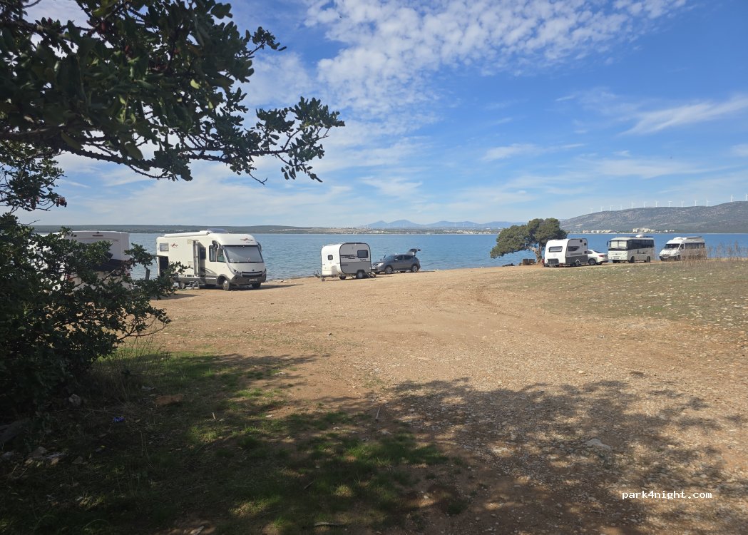 (09270) Aydın - Unnamed Road — foto 3