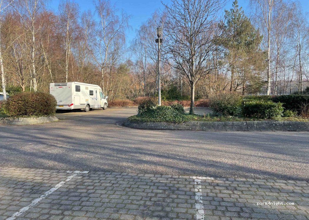 Swanholme Pub car park — foto 2