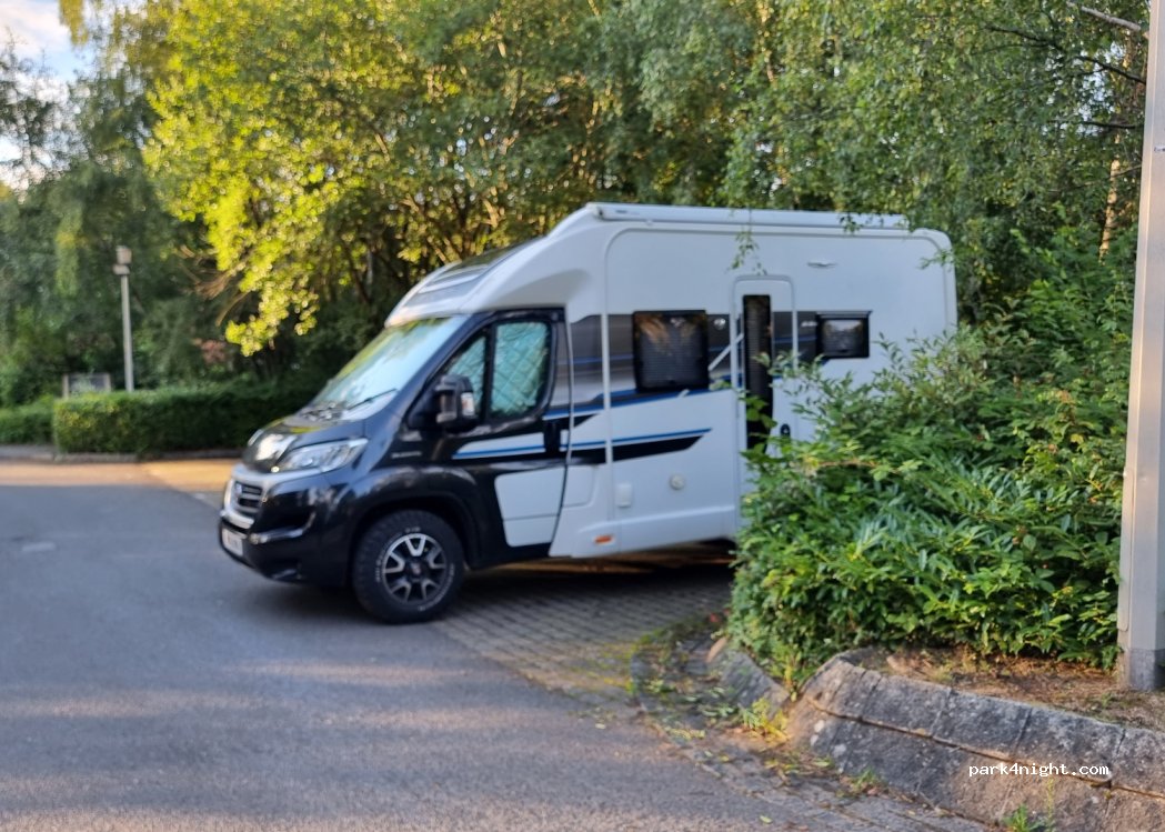 Swanholme Pub car park — foto 4