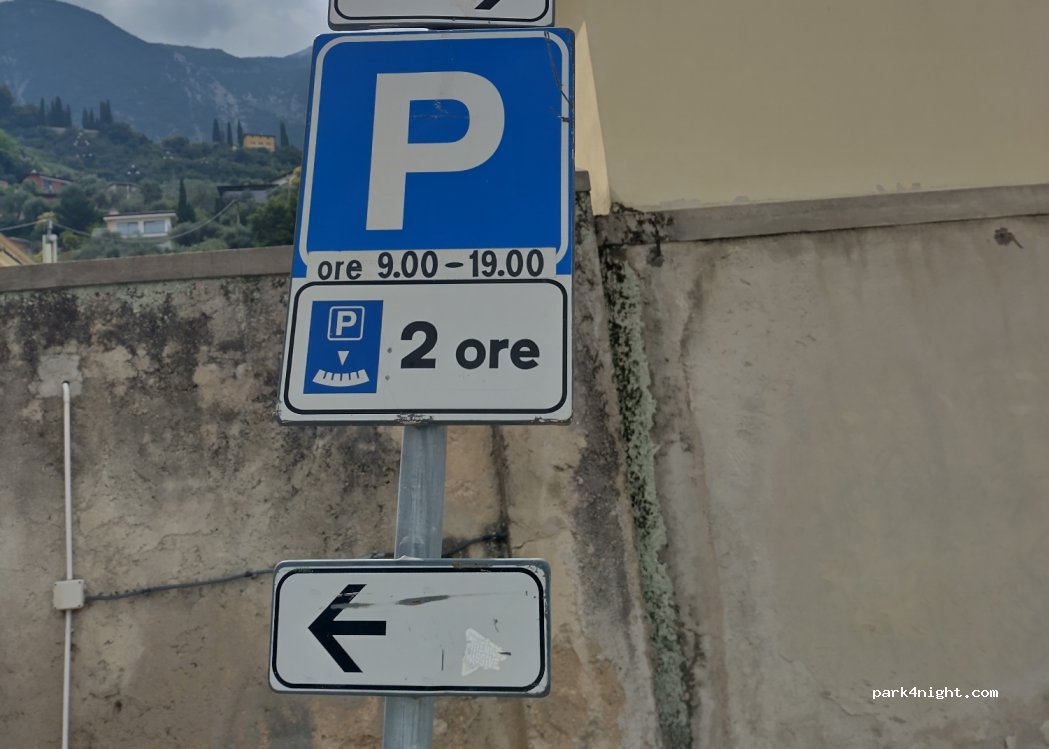 (37018) Malcesine - 12 Via Scuisse — foto 2