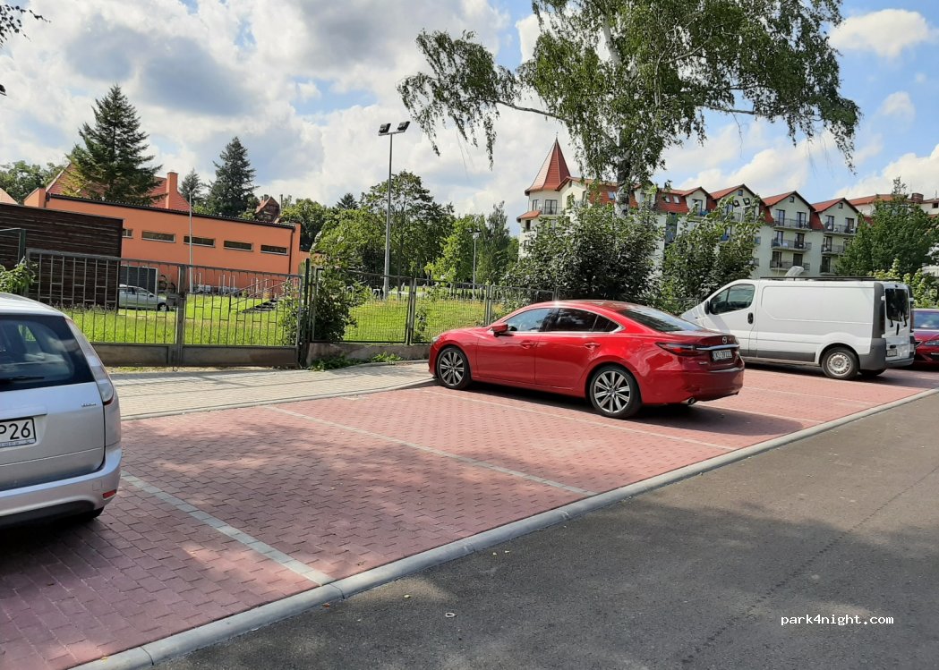 (57-320) Polanica-Zdrój - 6 Zakopiańska — foto