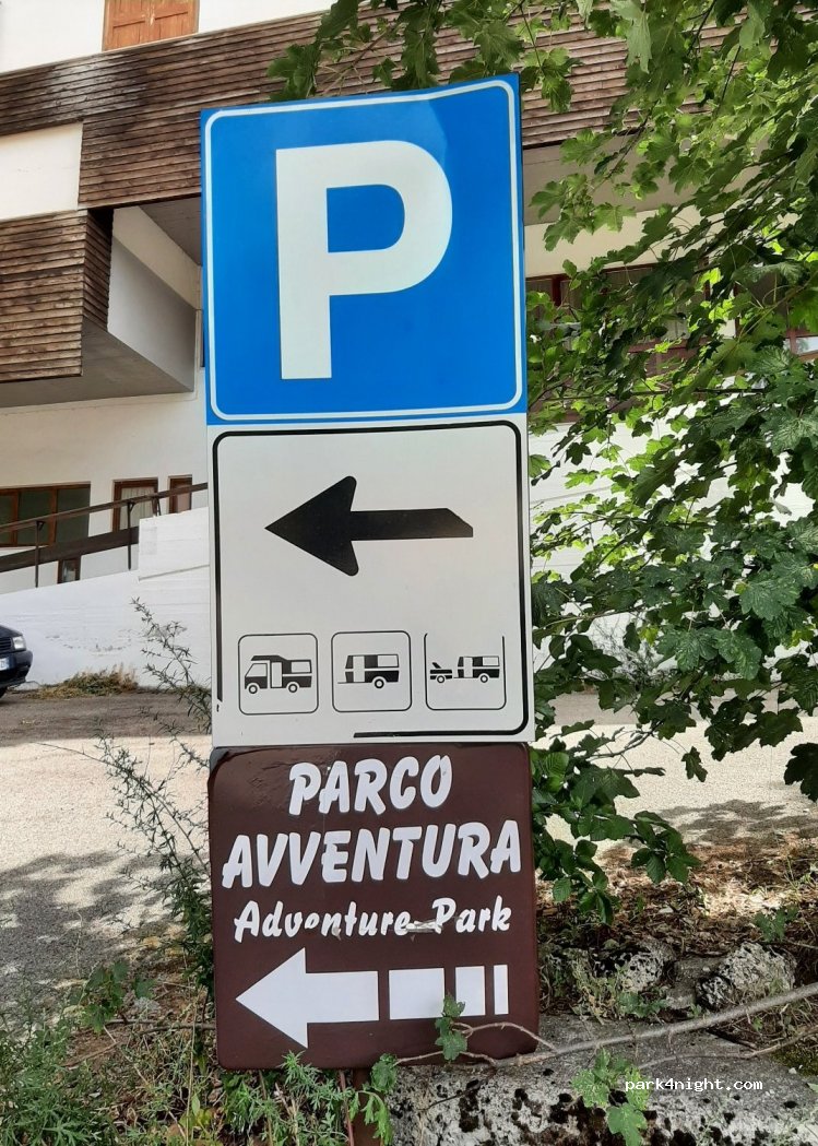 (64047) Prati di Tivo - SP per i Prati di Tivo — foto 2