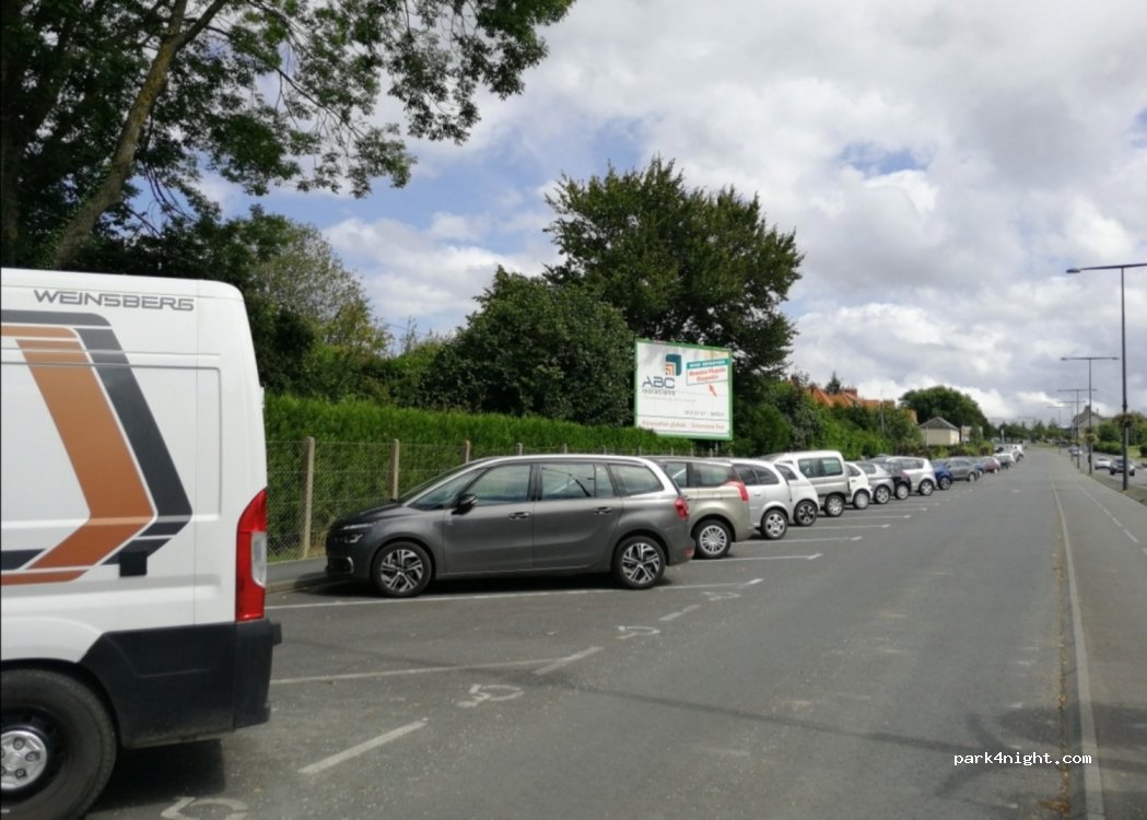 (14400) Bayeux - 27 Boulevard Sadi Carnot — foto