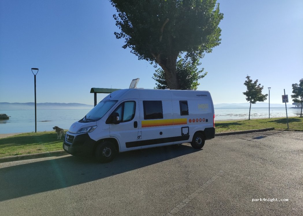 (06061) Castiglione del Lago - Via Lungolago — foto 2
