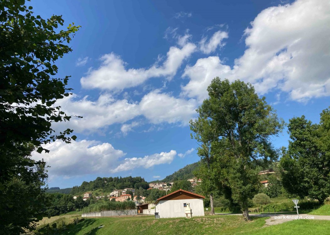 (42430) Saint-Just-en-Chevalet - Rue Du Pont de Combre — foto
