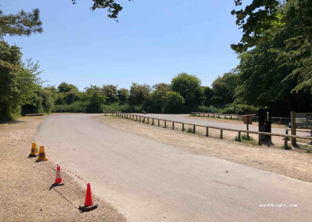 (SN7 7QJ)  - Dragon Hill Road — foto 2