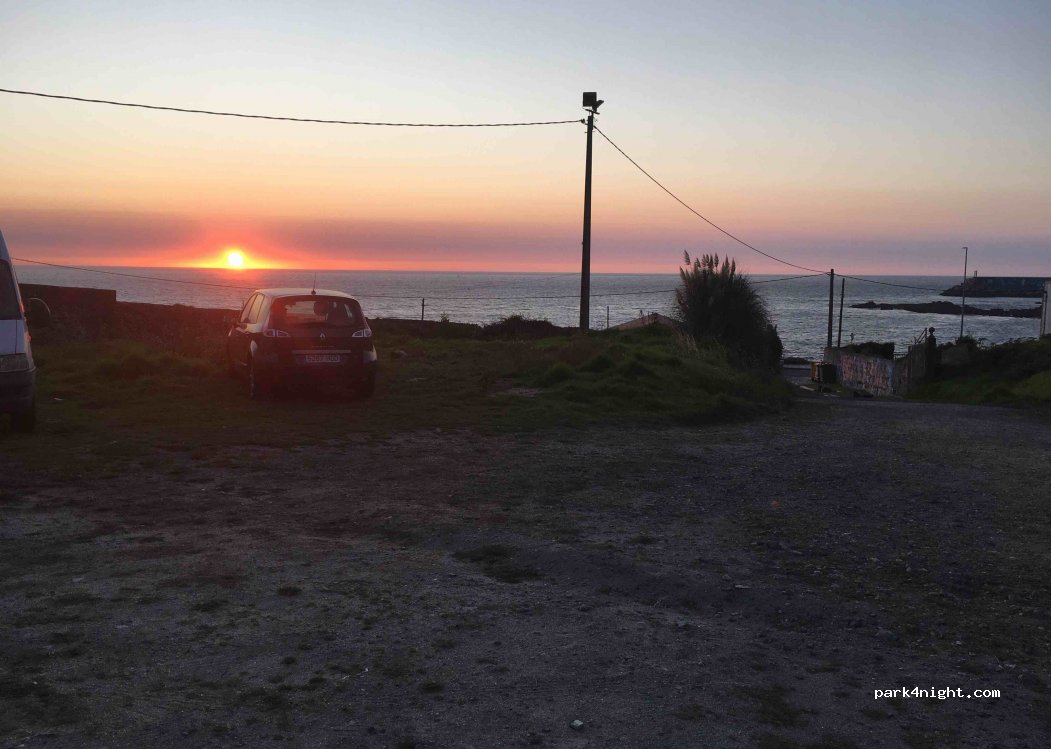 (36788) A Guarda - 43 Avenida Fernandez Albor — foto