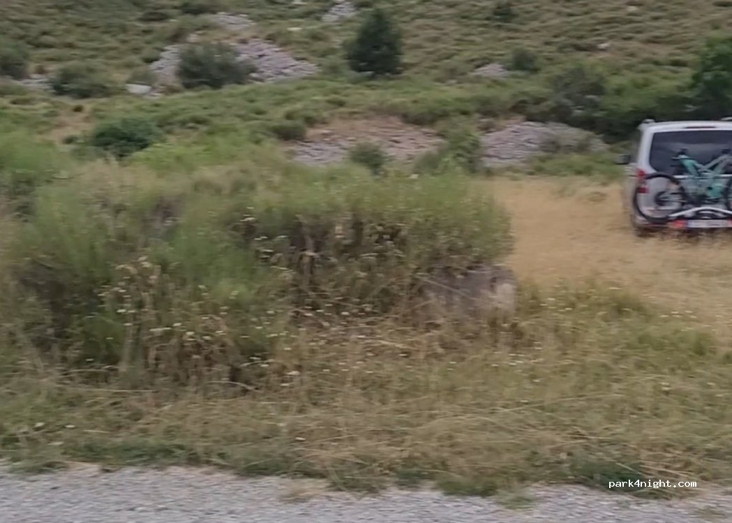 (05160) Savines-le-Lac - Unnamed Road — foto 2