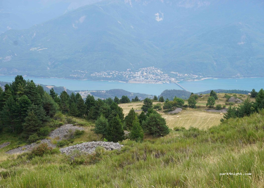 (05160) Savines-le-Lac - Unnamed Road — foto 5
