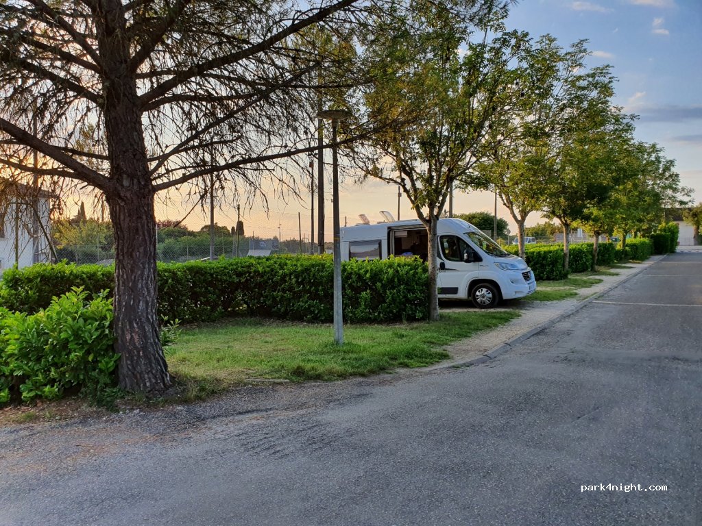 (46230) Lalbenque - 113 Rue du Balat — foto