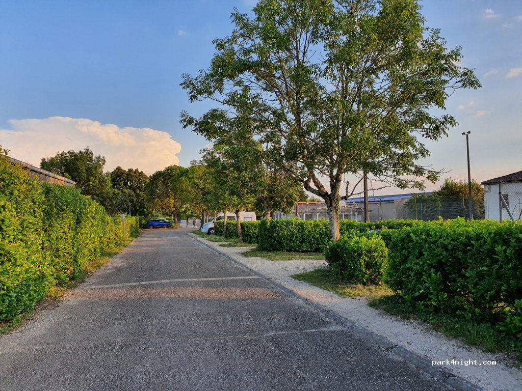 (46230) Lalbenque - 113 Rue du Balat — foto 3