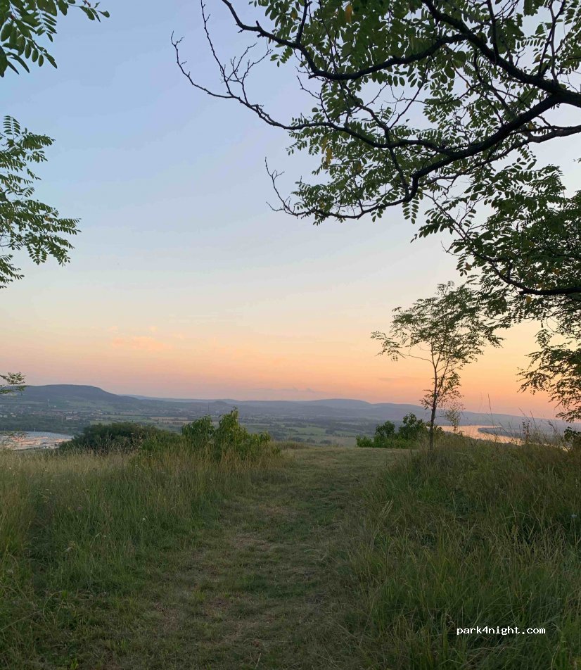 (2500) Esztergom - Cigánykút dűlő — foto 2