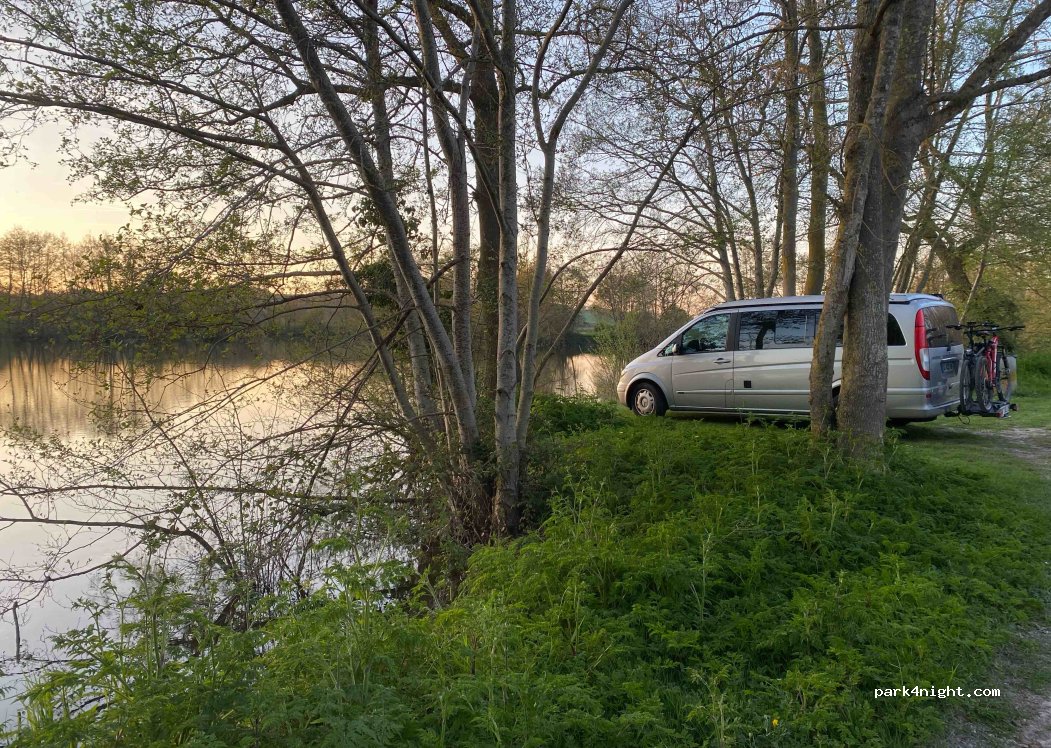 (41160) Fréteval - Rue du Pont — foto 5