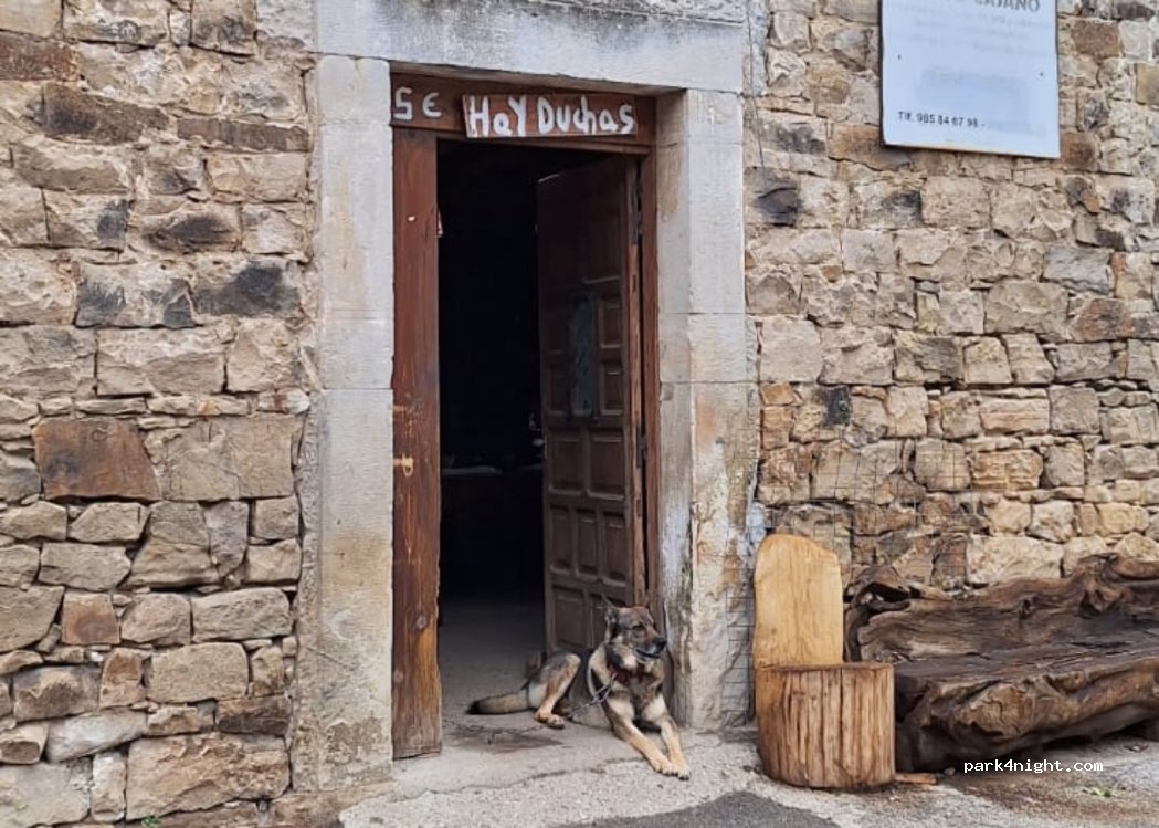 (33554) Las Arenas - Carretera de Poncebos Río Casaño — foto