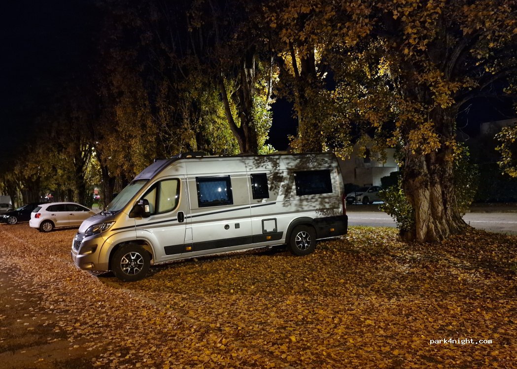 (21200) Beaune - Rue Gaston Roupnel — foto 5