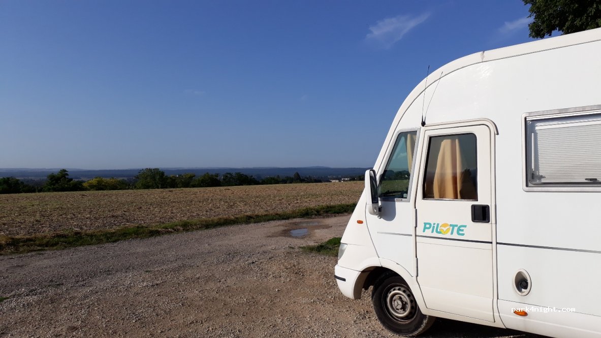 (89570) Turny - Route de la Brumance — foto